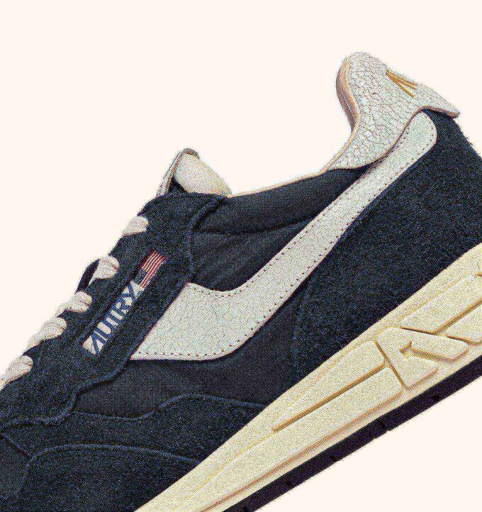 REELWIND LOW SNEAKER AUS NYLON UND WILDLEDER, BLAU UND WEISS