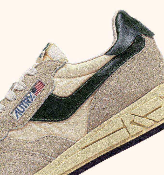 REELWIND LOW SNEAKER AUS NYLON-WILDLEDER UND LEDER IN DEN FARBEN ECRU UND MOUNTAIN