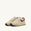 REELWIND LOW SNEAKER AUS NYLON-WILDLEDER UND LEDER IN DEN FARBEN ECRU UND RUBY WINE