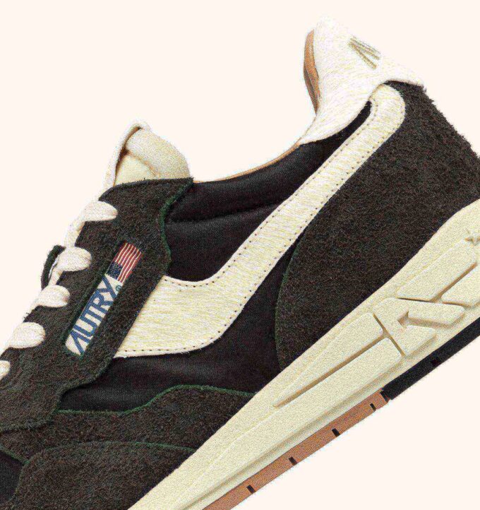 REELWIND LOW SNEAKER AUS TORF- UND NUSS-WILDLEDER UND NYLON REELWIND LOW SNEAKER AUS TORF- UND NUSS-WILDLEDER UND NYLON