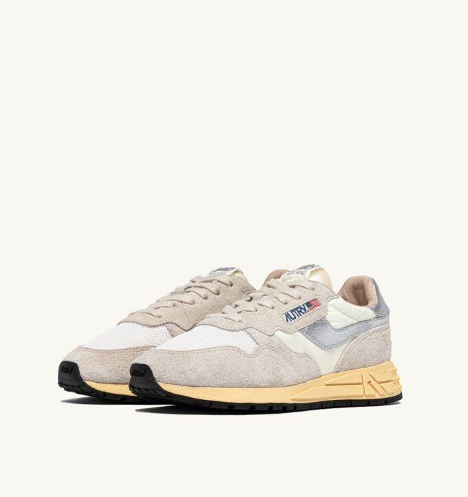 REELWIND LOW SNEAKER AUS WEISSEM UND SILBERNEN WILDLEDER UND NYLON