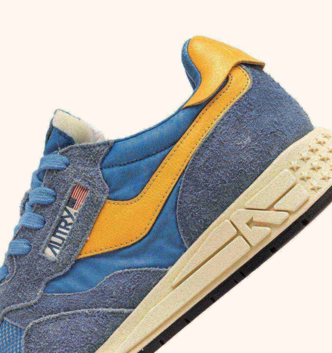 REELWIND LOW SNEAKER IN CENBLE UND GOLD FUSION AUS WILDLEDER UND NYLON