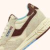 REELWIND LOW SNEAKER IN NUSS- UND BRAUNEM WILDLEDER UND NYLON