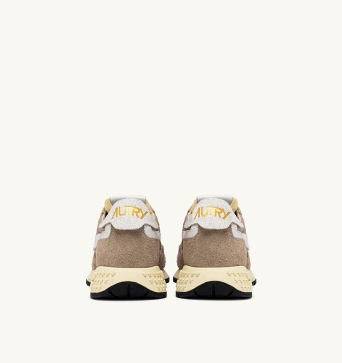REELWIND LOW SNEAKER IN PEPPER- UND WEISSEM WILDLEDER UND NYLON