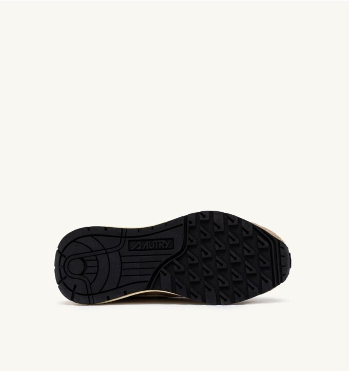 REELWIND LOW SNEAKER IN PEPPER- UND WEISSEM WILDLEDER UND NYLON