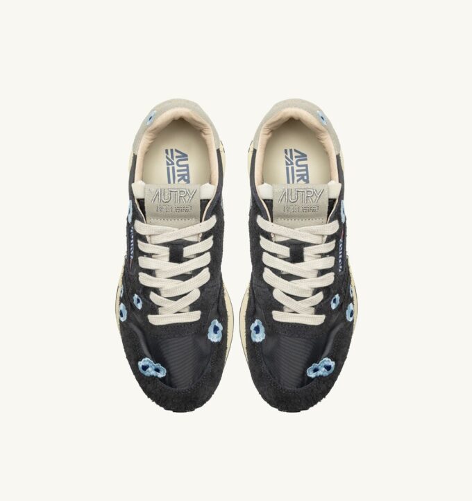 REELWIND LOW SNEAKER IN PHAN UND CELESTIAL BLUE STICKEREI