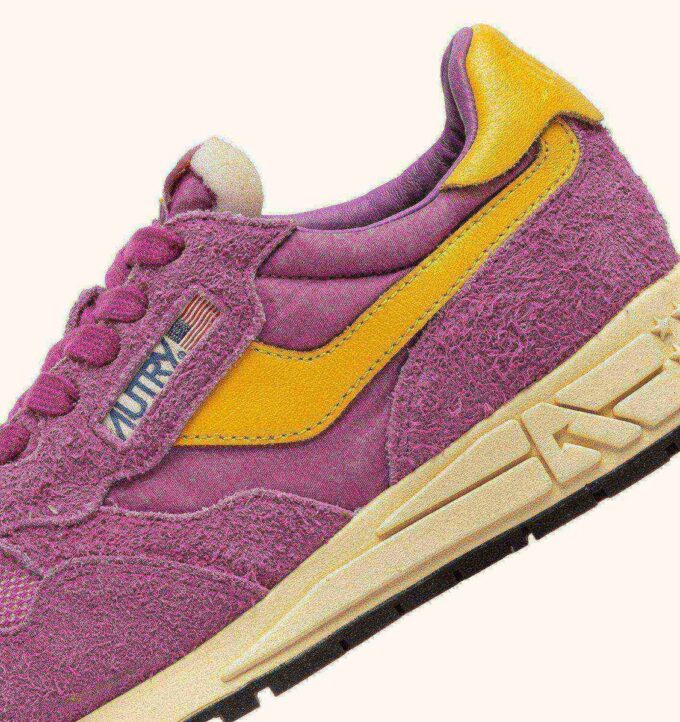 REELWIND LOW SNEAKER IN ROSÈ SORBET UND CALENDULA WILDLEDER UND NYLON