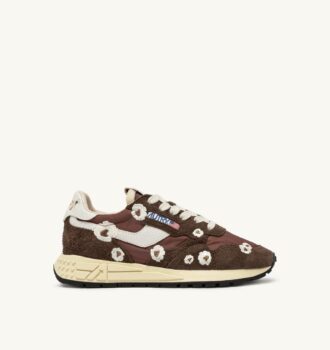 REELWIND LOW SNEAKER IN SCHWARZ UND WEISS MIT STICKEREI
