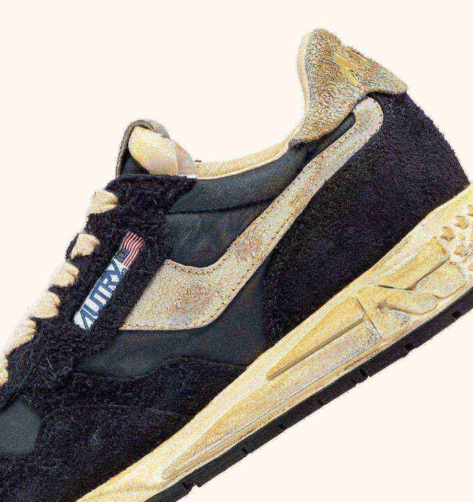 REELWIND SUPER VINTAGE SNEAKER AUS SCHWARZEM NYLON UND WILDLEDER