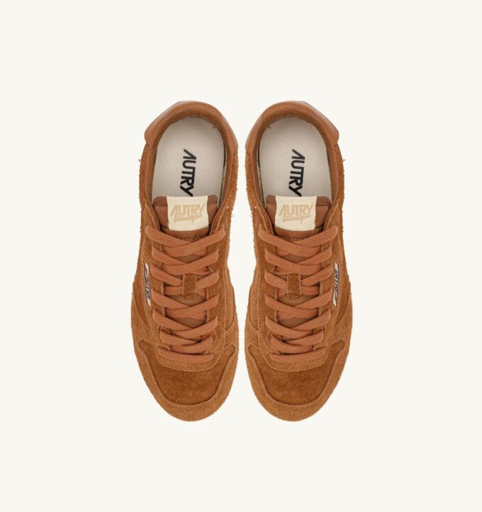 Sneaker Windspin aus erdfarbenem Wildleder