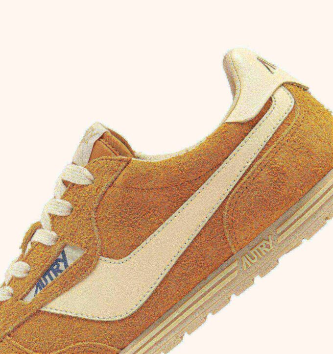 SNEAKER WINDSPIN AUS WILDLEDER UND LEDER IN DEN FARBEN CADMIUM UND RUTABAGA SNEAKER WINDSPIN AUS WILDLEDER UND LEDER IN DEN FARBEN CADMIUM UND RUTABAGA