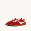 Sneaker Windspin aus Wildleder und Leder in den Farben Imperial Red und Rutabaga Sneaker Windspin aus Wildleder und Leder in den Farben Imperial Red und Rutabaga