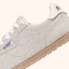 Sneaker Windspin in cremeweißem Wildleder