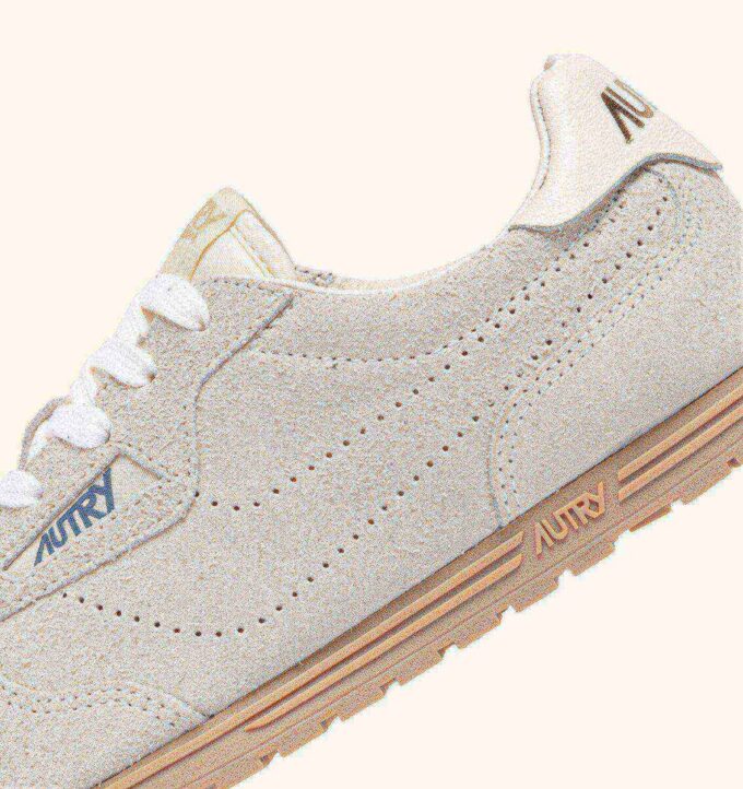 Sneaker Windspin in cremeweißem Wildleder