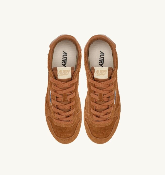 Sneaker Windspin in Erdfarbenem Wildleder Sneaker Windspin in Erdfarbenem Wildleder