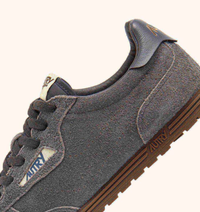 SNEAKERS WINDSPIN AUS AVION-WILDLEDER