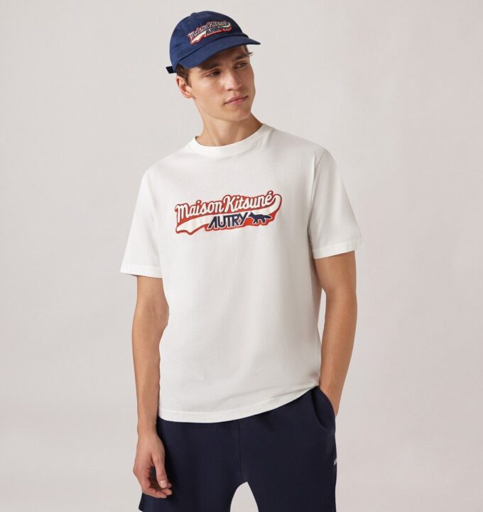 UNISEX AUTRY LOGO ‚MAISON KITSUNÉ‘ T-SHIRT UNISEX AUTRY LOGO ‚MAISON KITSUNÉ‘ T-SHIRT