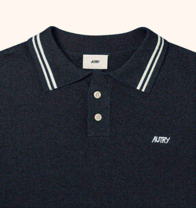 UNISEX-POLO AUS STRICKWOLLE UNISEX-POLO AUS STRICKWOLLE
