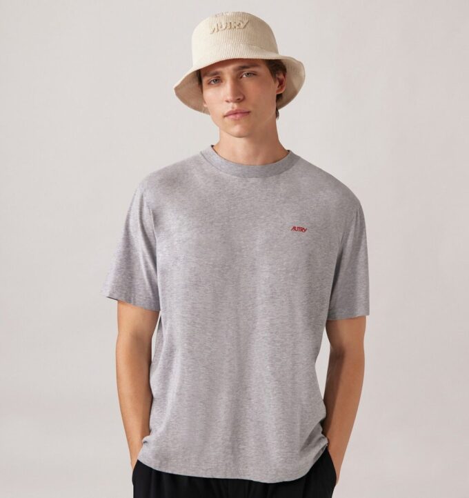 UNISEX-T-SHIRT MIT FLAGGEN-RÜCKENDRUCK UNISEX-T-SHIRT MIT FLAGGEN-RÜCKENDRUCK