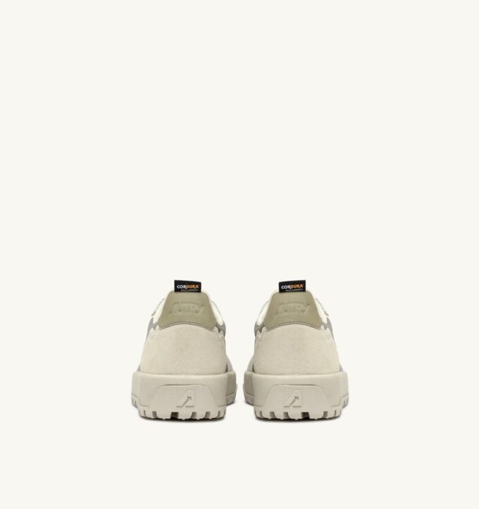WILDPACE LOW SNEAKER IN ELMOND UND WEISS CORDURA UND WILDLEDER WILDPACE LOW SNEAKER IN ELMOND UND WEISS CORDURA UND WILDLEDER