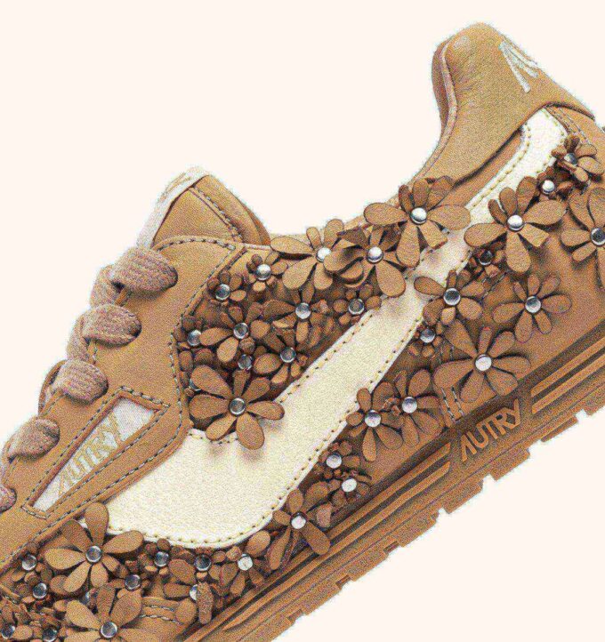 WINDSPIN FLOWERS SNEAKER AUS SEELENFISCHLEDER
