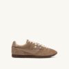 WINDSPIN SNEAKER AUS ERDNUSS-WILDLEDER UND LEDER