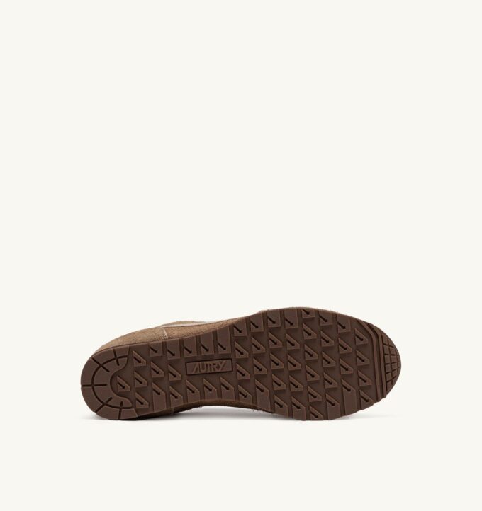 WINDSPIN SNEAKER AUS ERDNUSS-WILDLEDER UND LEDER