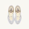 WINDSPIN SNEAKER AUS SILBERFARBENEM LAMINIERTEM LEDER WINDSPIN SNEAKER AUS SILBERFARBENEM LAMINIERTEM LEDER