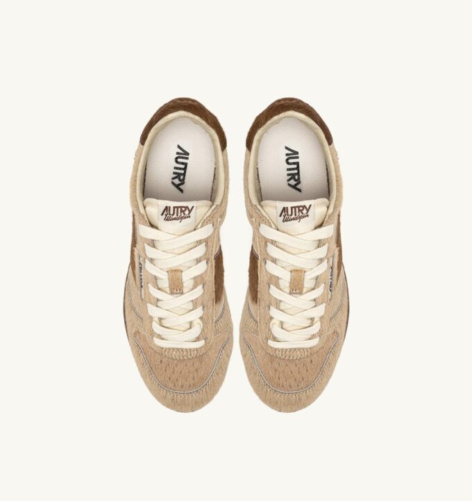 WINDSPIN SNEAKER IN BEIGE UND BRAUN MIT PONYHAAR-EFFEKT